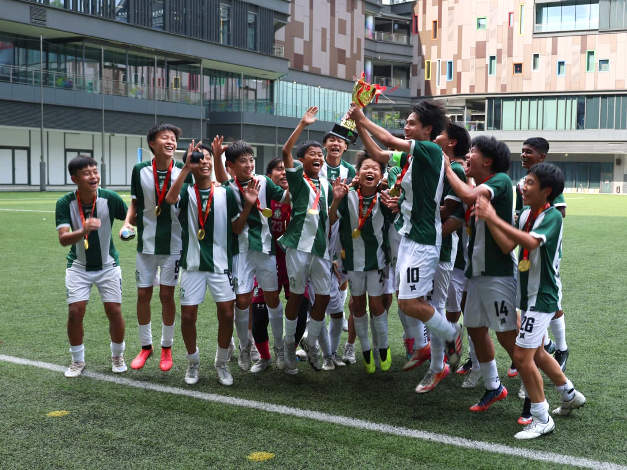 CDiv boys celebrate